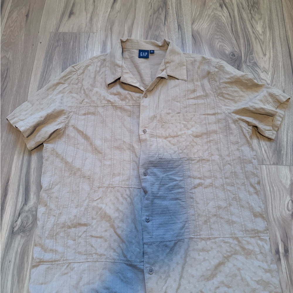 GAP Men's Tan Short Sleeve Shirt